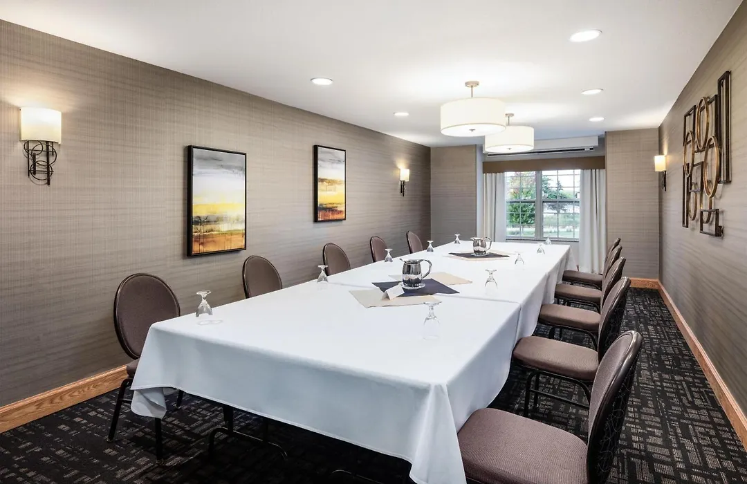 Best Western Premier Bridgewood Hotel Resort-1